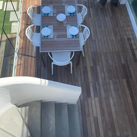 Like At - Boutique A6 Sea View, Private Terrace & Pool Palau
