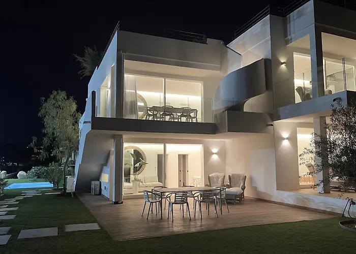 Like At - Boutique A6 Sea View, Private Terrace & Pool Apartment Palau