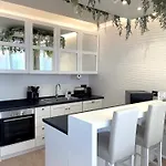 Boutique A6 Sea View, Terrace Private Pool
