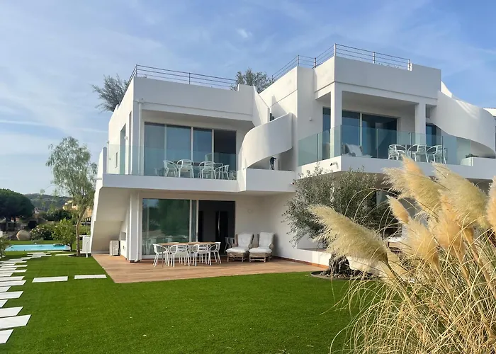 Like At - Boutique A6 Sea View, Private Terrace & Pool * Palau