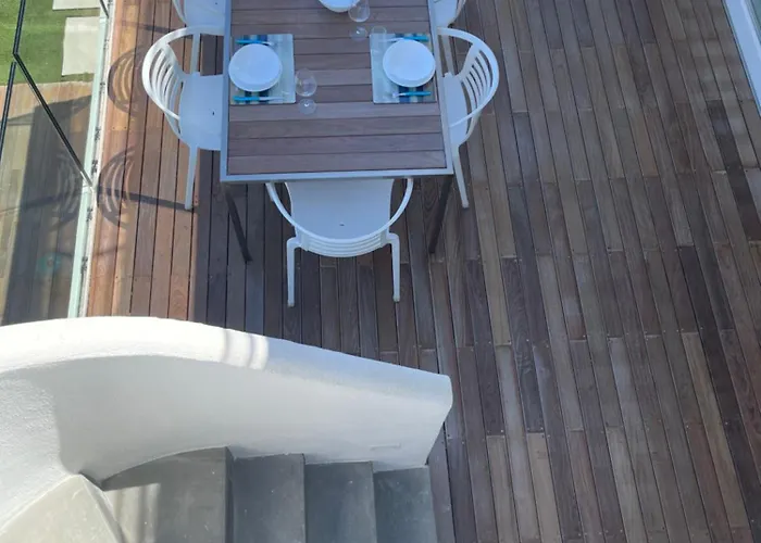 Like At - Boutique A6 Sea View, Private Terrace & Pool Palau